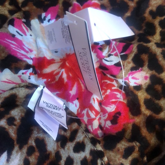 NWT Victoria secret sarong/scarf/pareo - Picture 3 of 5